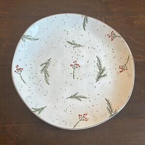 Potter’s Studio Pine Bough Holly Berry Dinner Plates Set 6 NEW Free Shipping